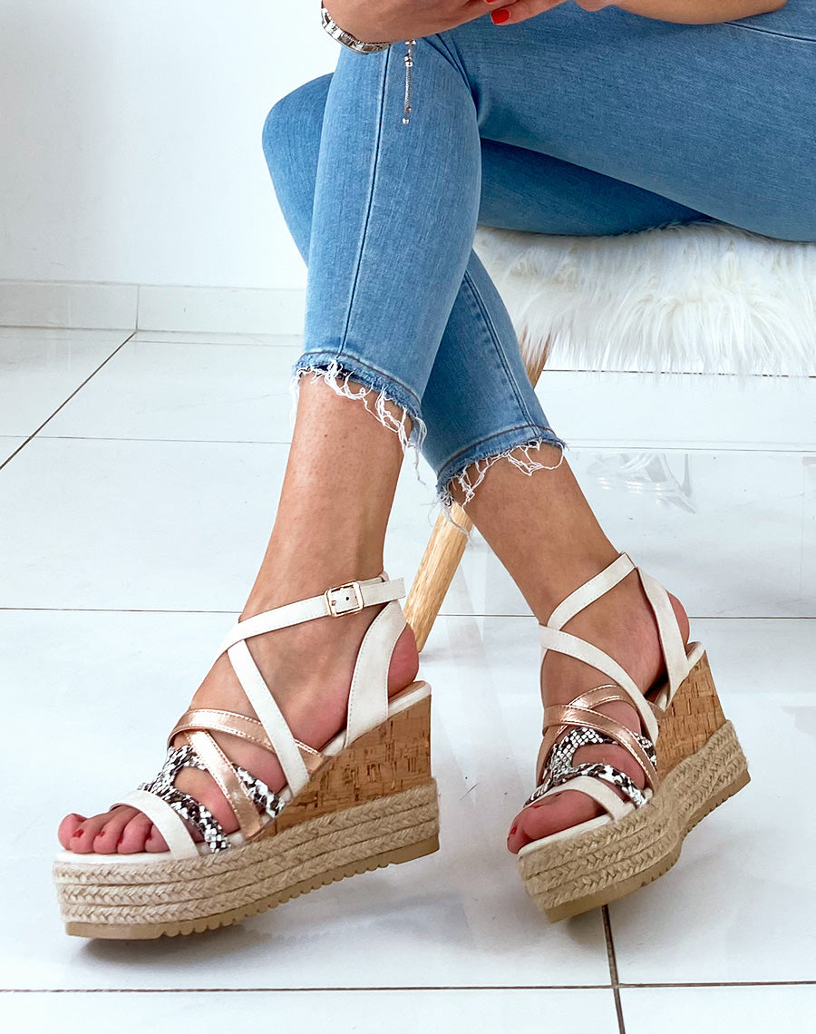 Compensées bi-matières beiges effet python et cuivre