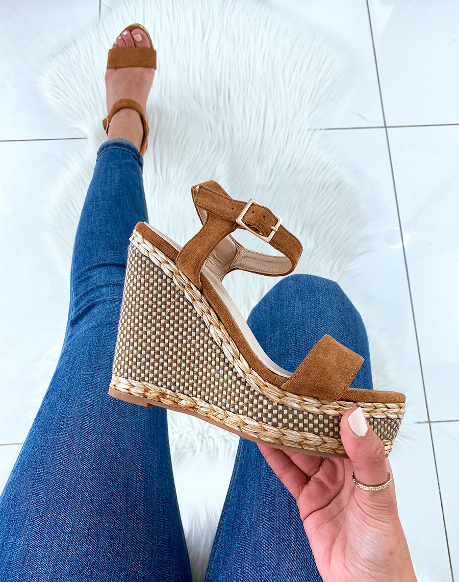 Compensées camel tressages bicolores