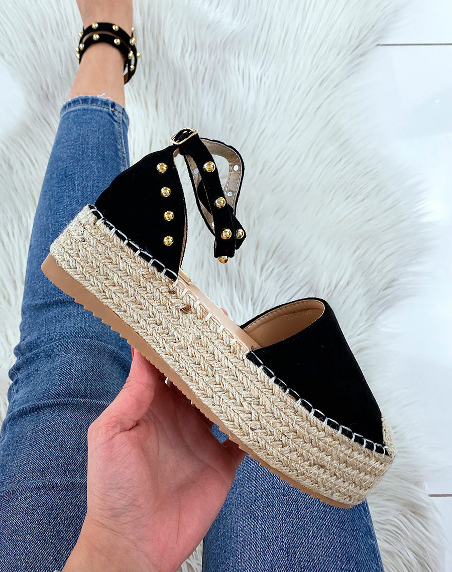 Compensées noires cloutées style espadrilles