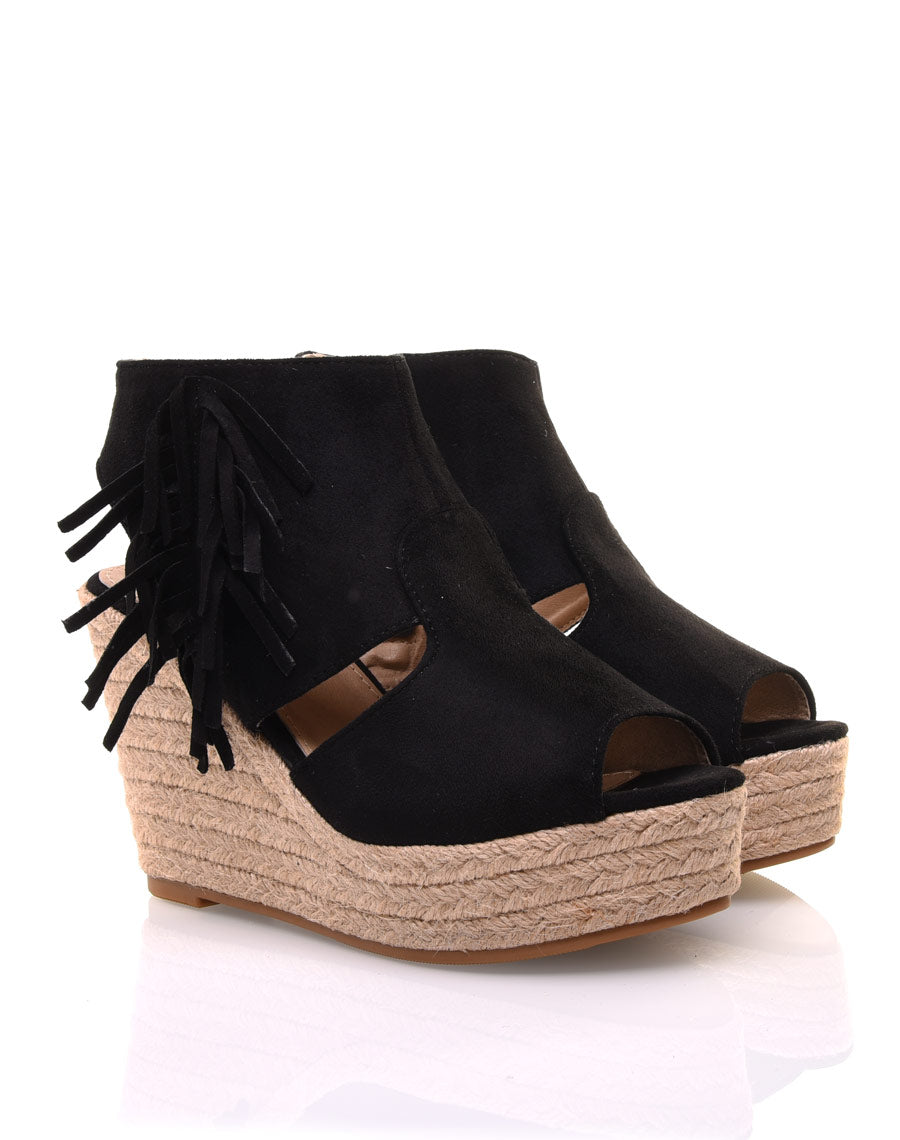 Compensées noires en suédine à franges