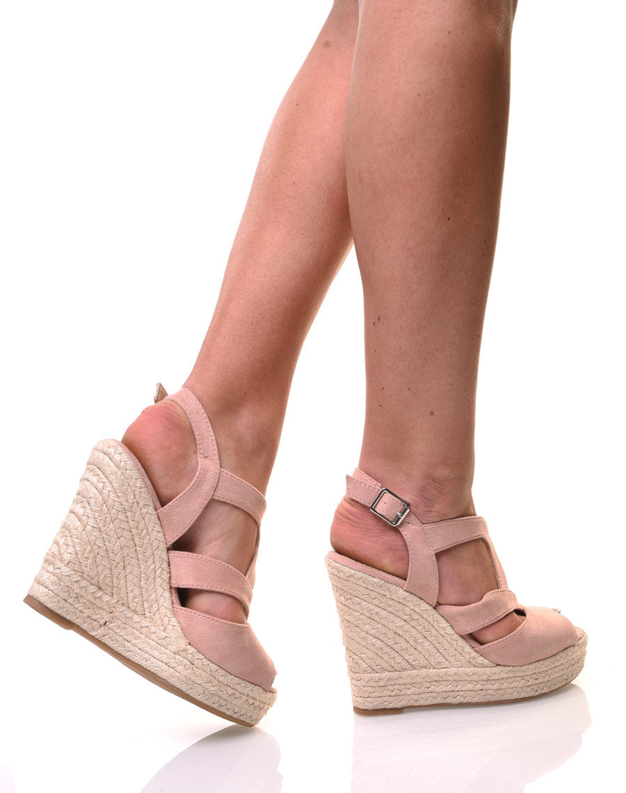 Compensées roses en suédine