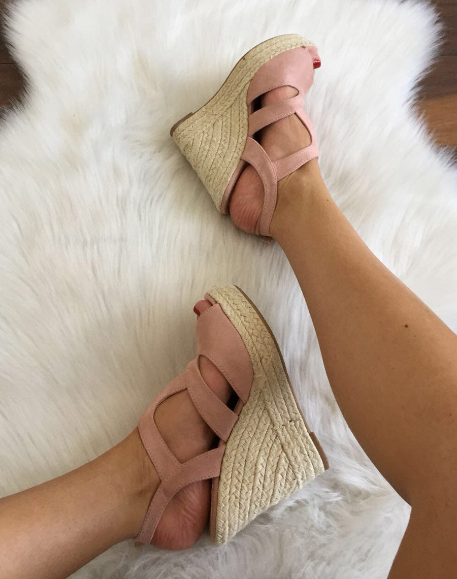 Compensées roses en suédine