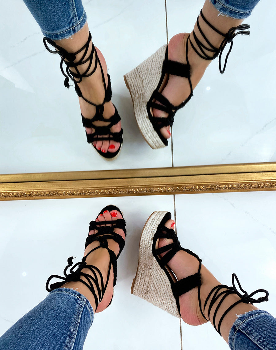 Compensées tressées noires