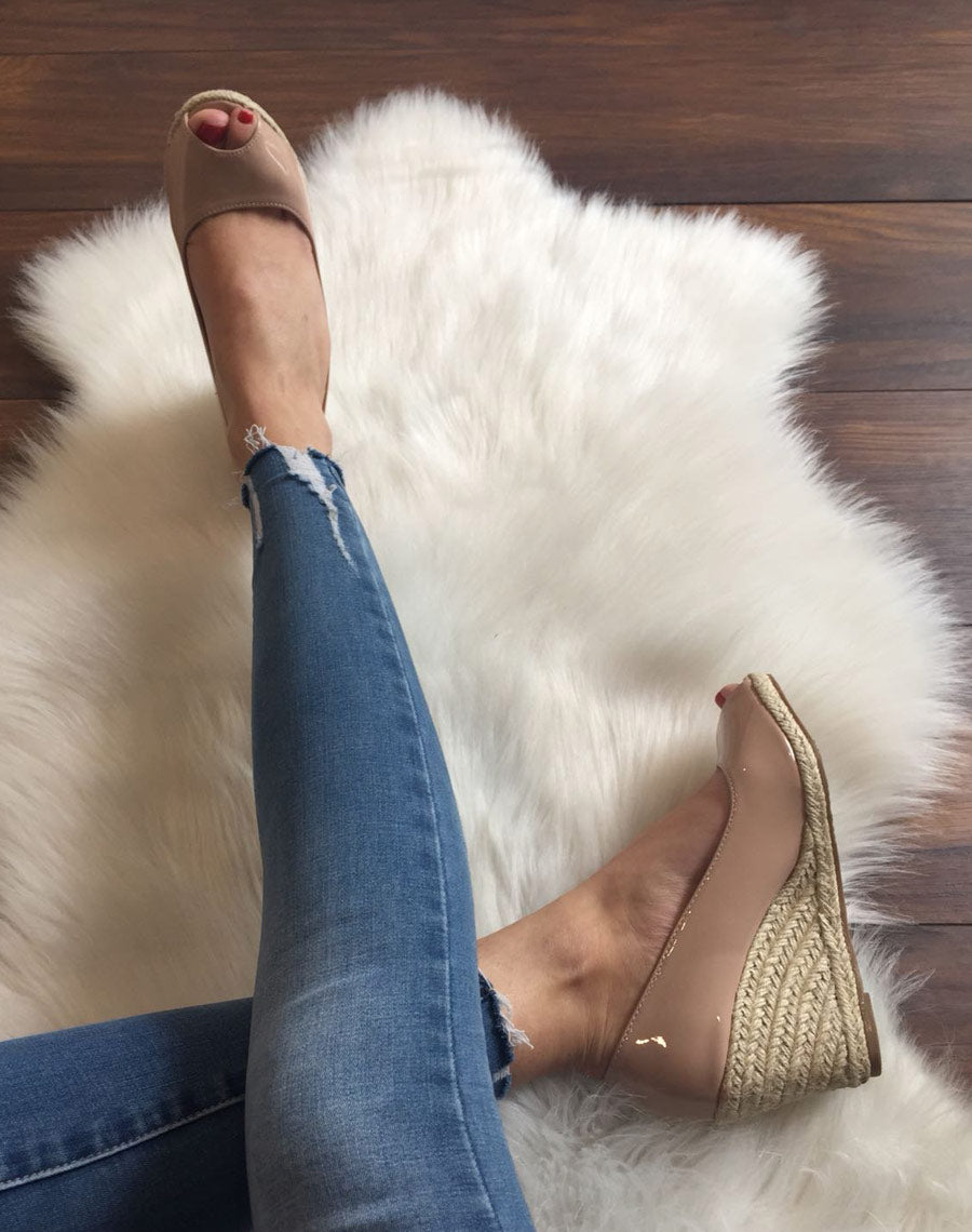 Compensées vernis beiges