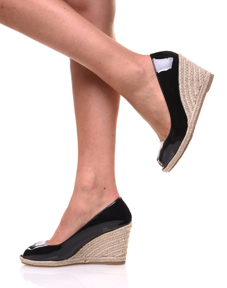 Compensées vernis noires