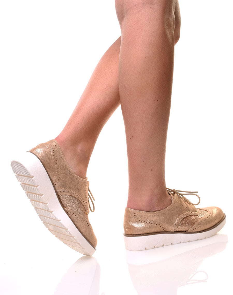 Derbies champagne brillante