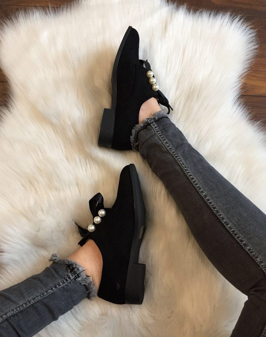 Derbies noires en suédine