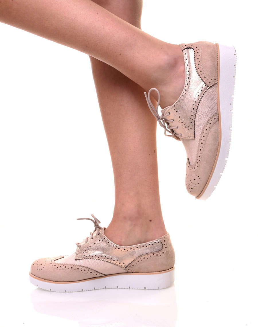 Derbies roses avec semelle épaisse