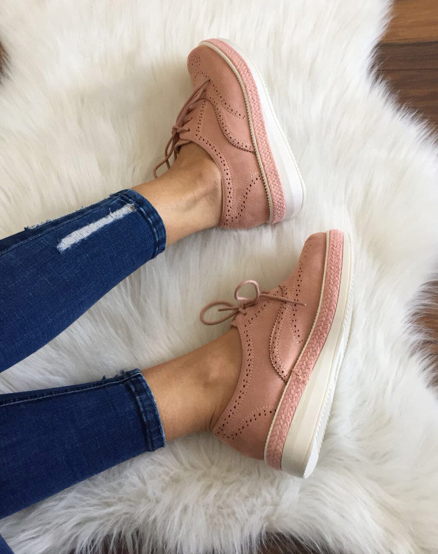 Derbies roses perforés à semelles épaisse