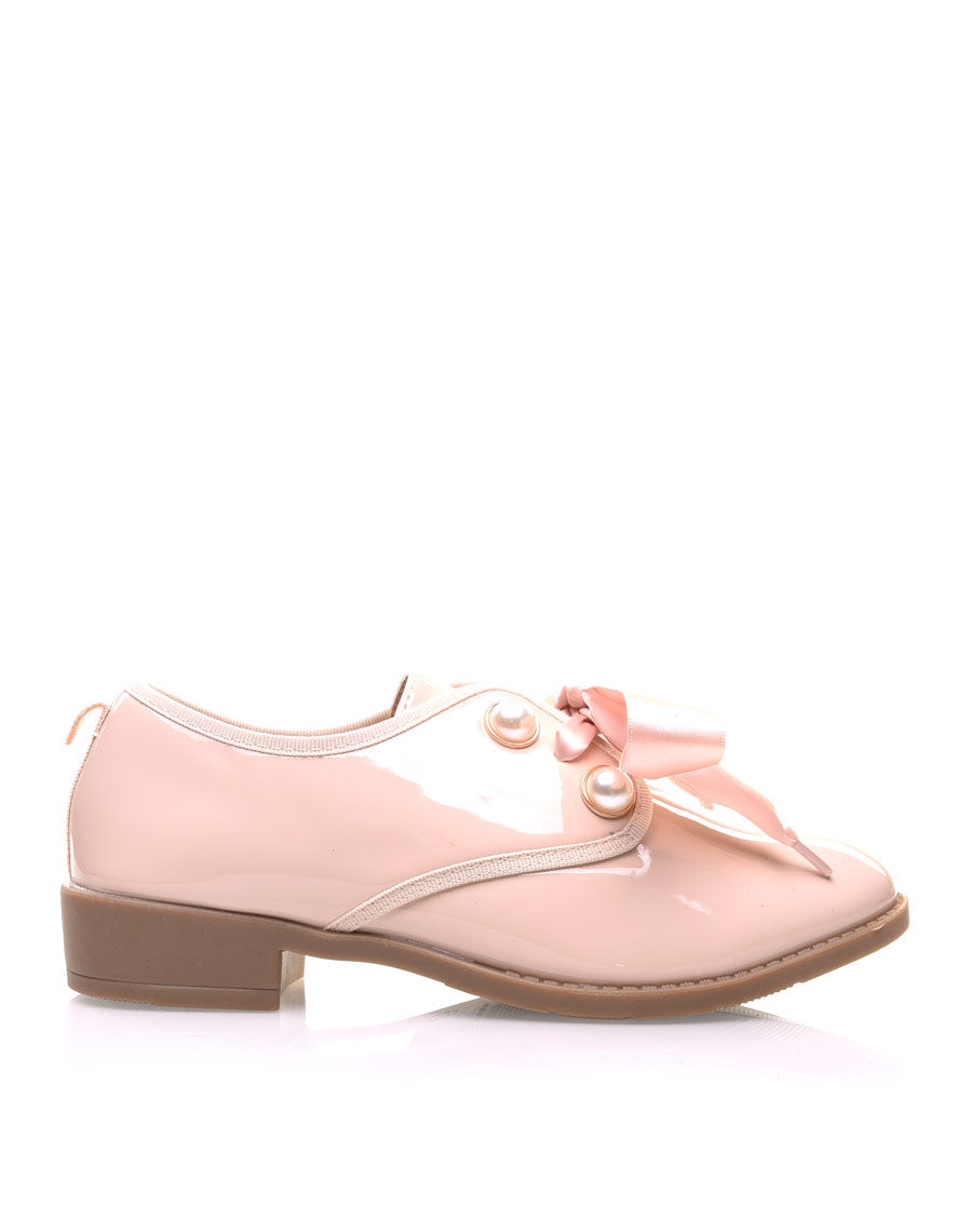 Derbies roses vernis lacets en satins