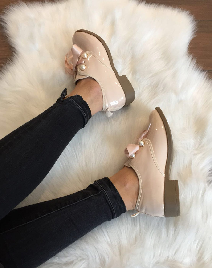 Derbies roses vernis lacets en satins