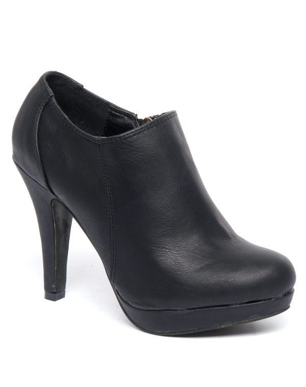 Escarpin fermé style bottine Alicia Shoes noir fermeture éclair 