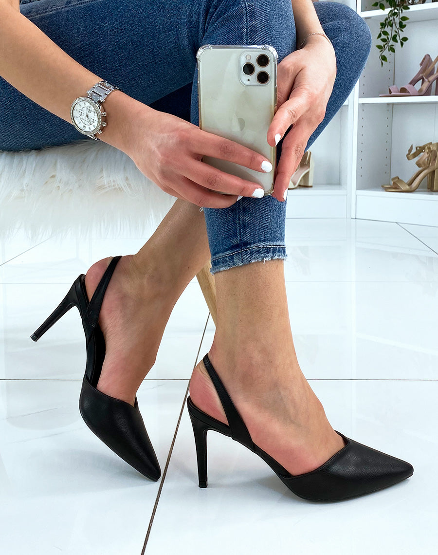 Escarpin noir à lanière fine