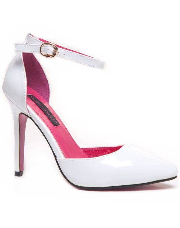 Escarpin stiletto blanc verni avec fine ceinture 