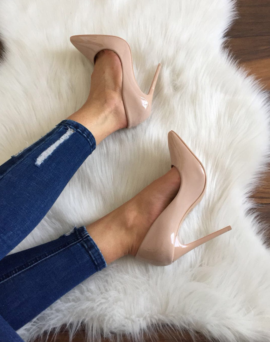 Escarpins beiges vernis