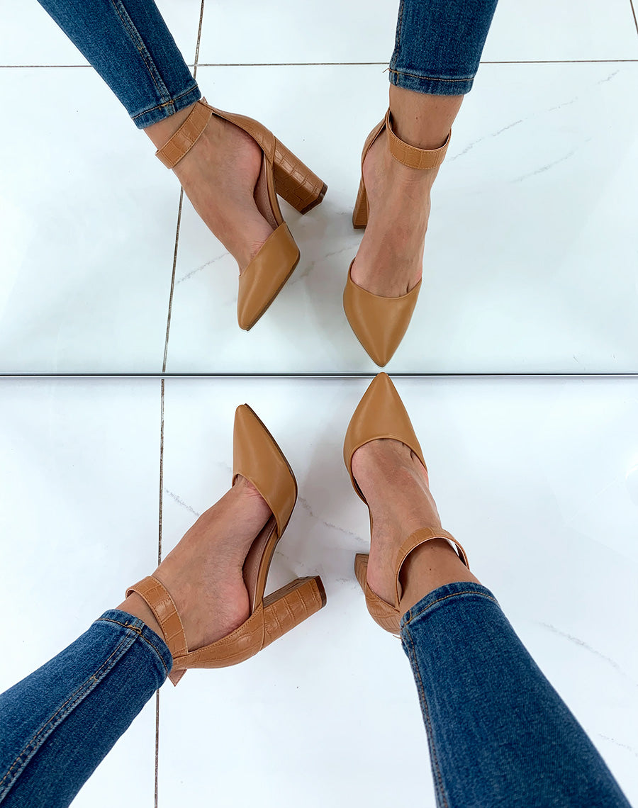 Escarpins camel à talon en effet croco