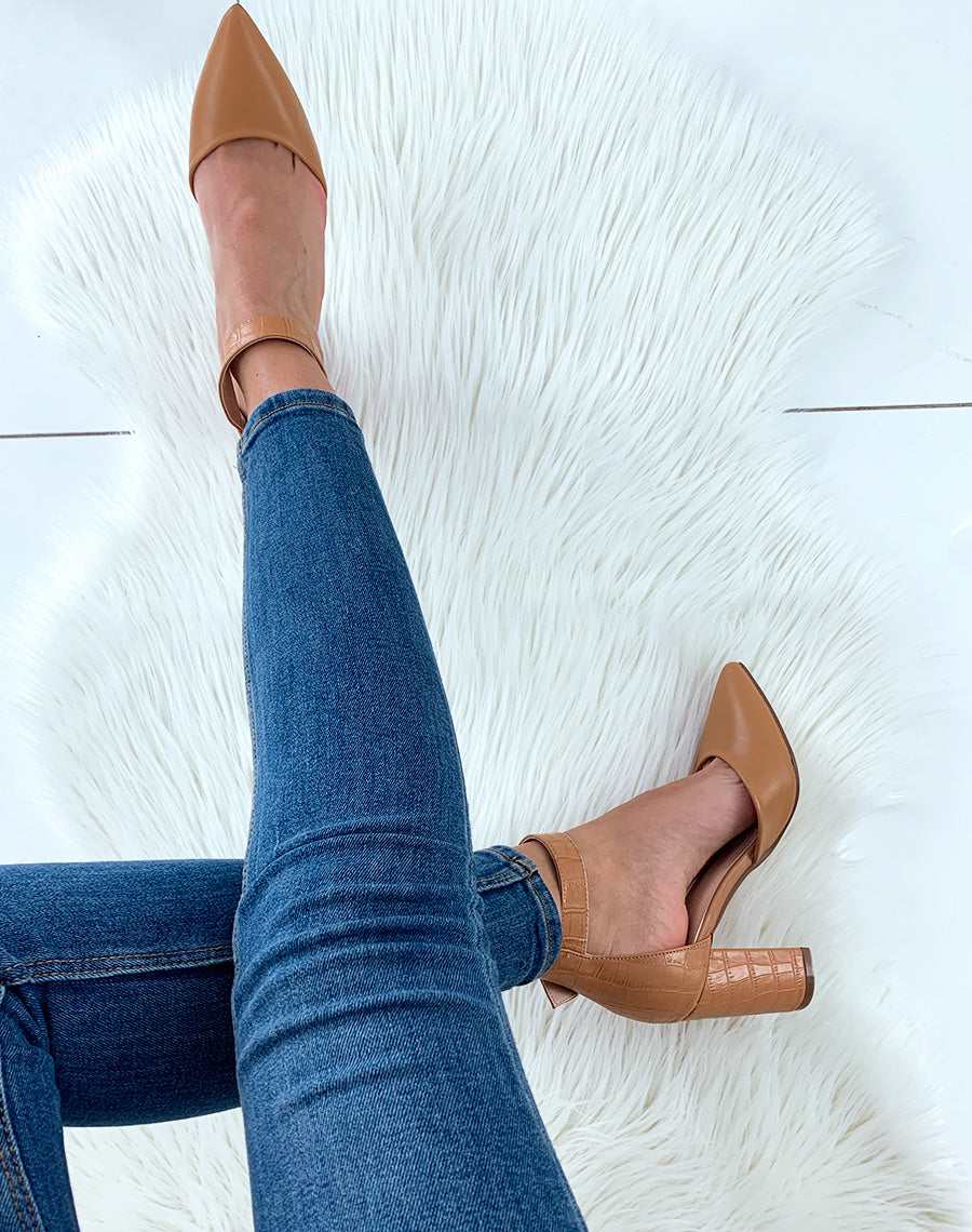 Escarpins camel à talon en effet croco