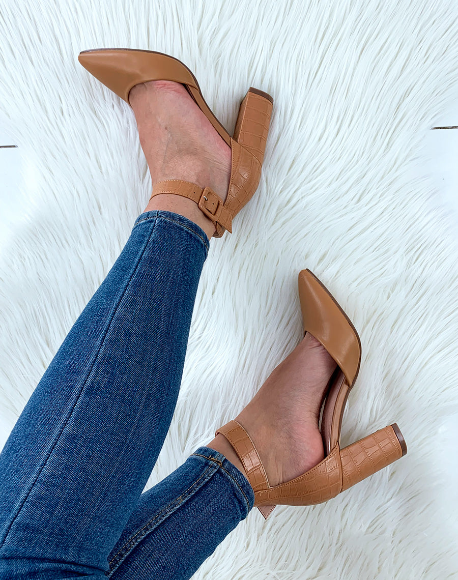 Escarpins camel à talon en effet croco