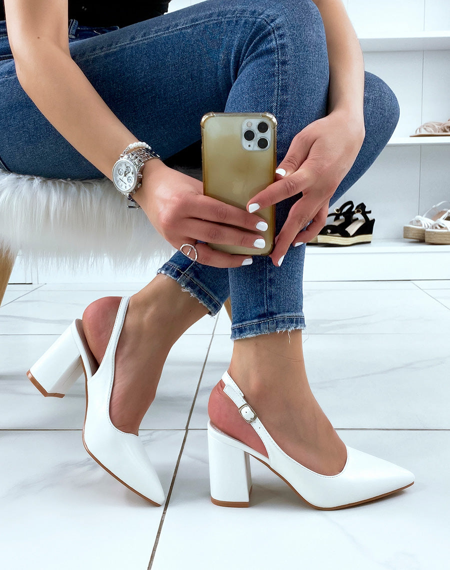 White imitation leather pumps open to flat heel