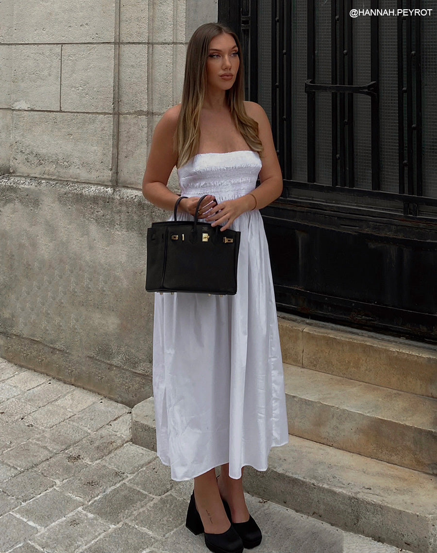 Escarpins en tissu satiné noirs à talon large et plat