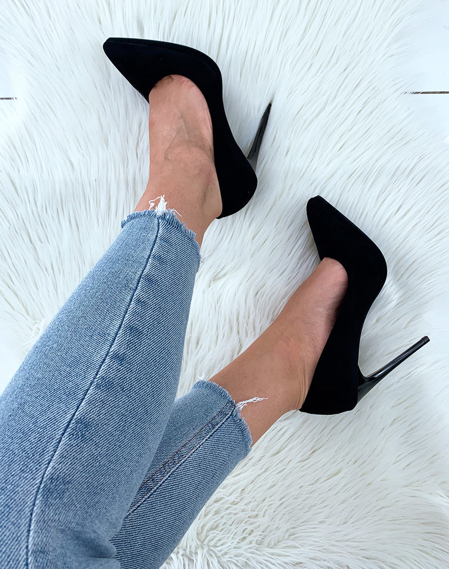 Escarpins noirs effet suédine