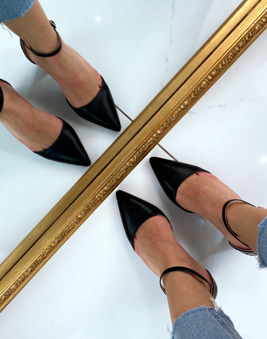 Escarpins noirs ouverts à petit talon