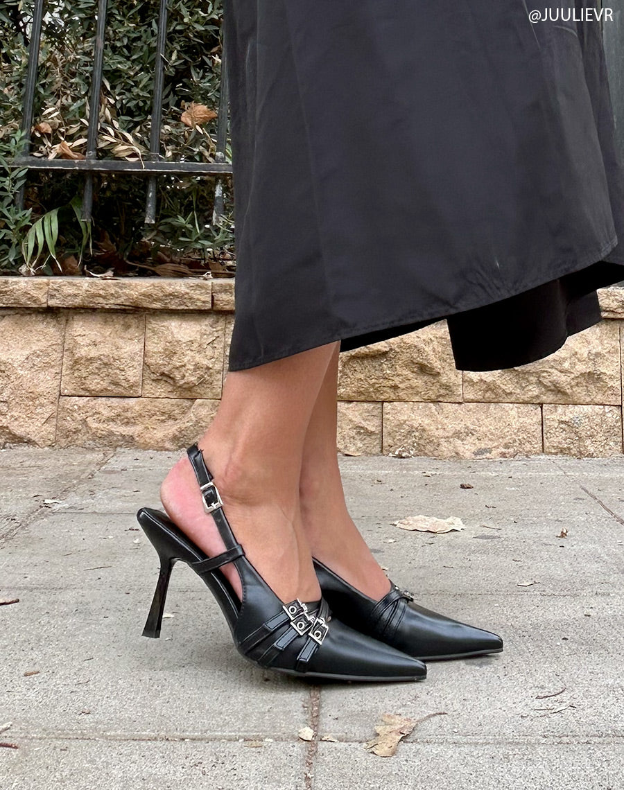 Escarpins Noirs à Triple Lanières et Bout Pointu