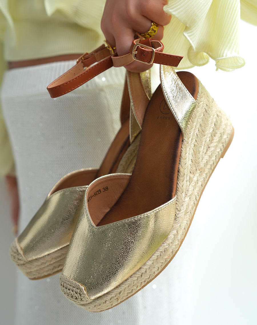Espadrilles compensées femme dorées avec lanière ajustable camel
