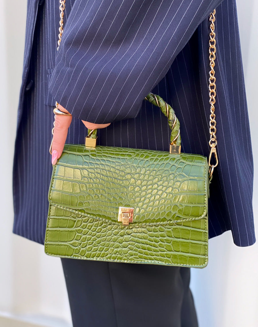 Mini sac à main vert effet croco aux détails dorés