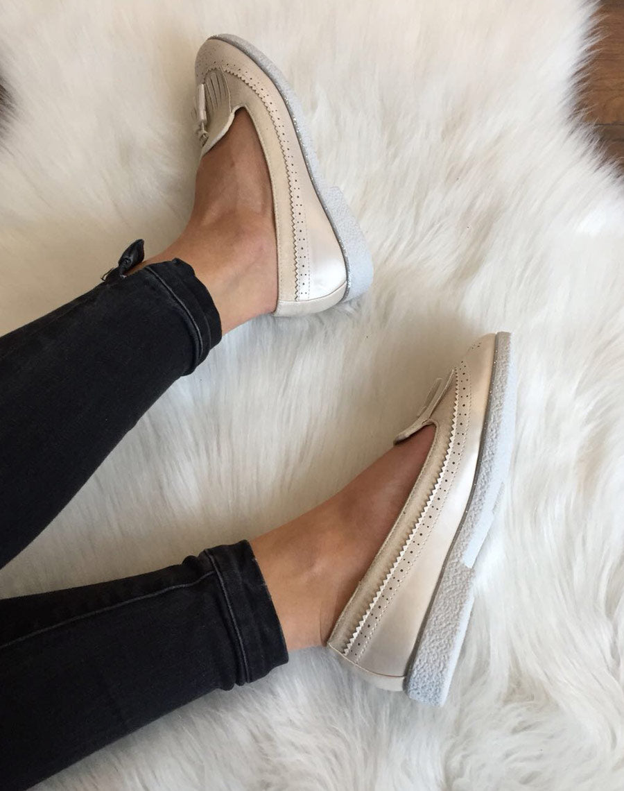 Mocassins beiges perforés 