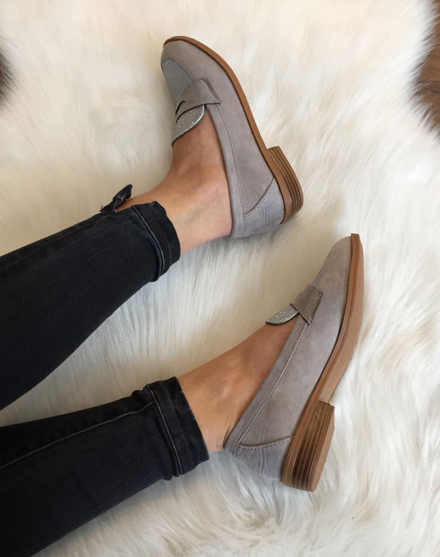 Mocassins grises en suédine effet pailleté 