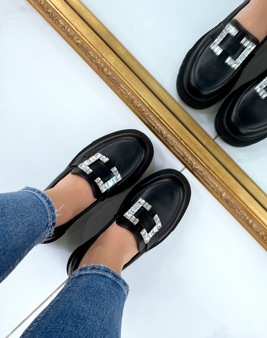 Mocassins noirs avec empiècement strass carré et semelle crantée