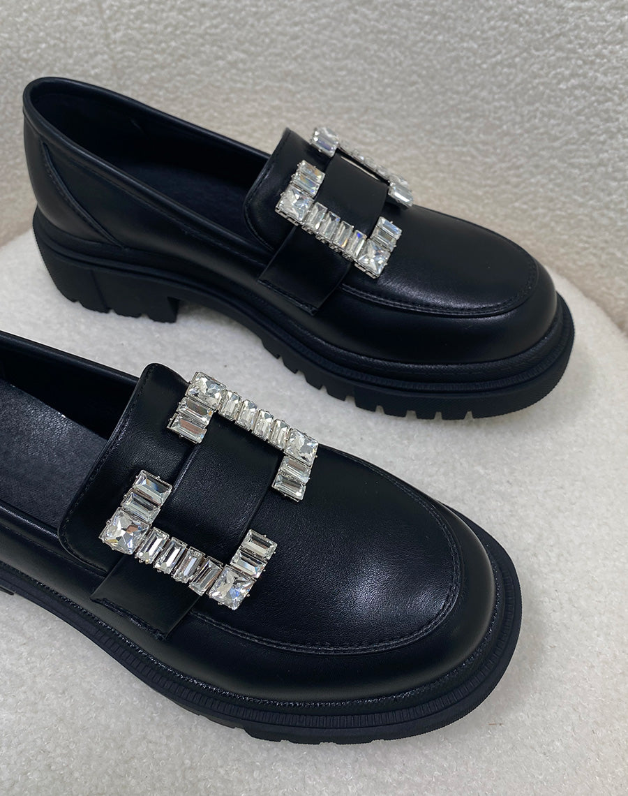 Mocassins noirs avec empiècement strass carré et semelle crantée