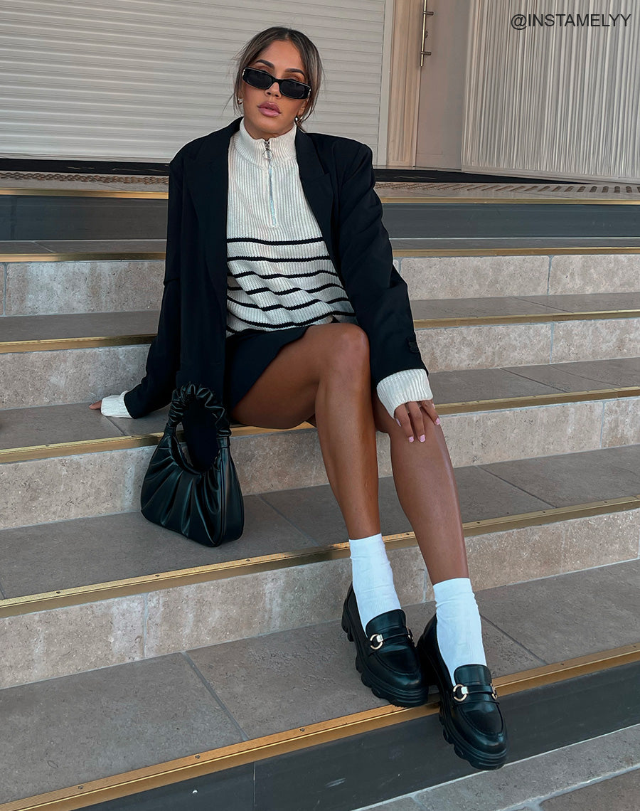 Mocassins noirs mates à détails dorés