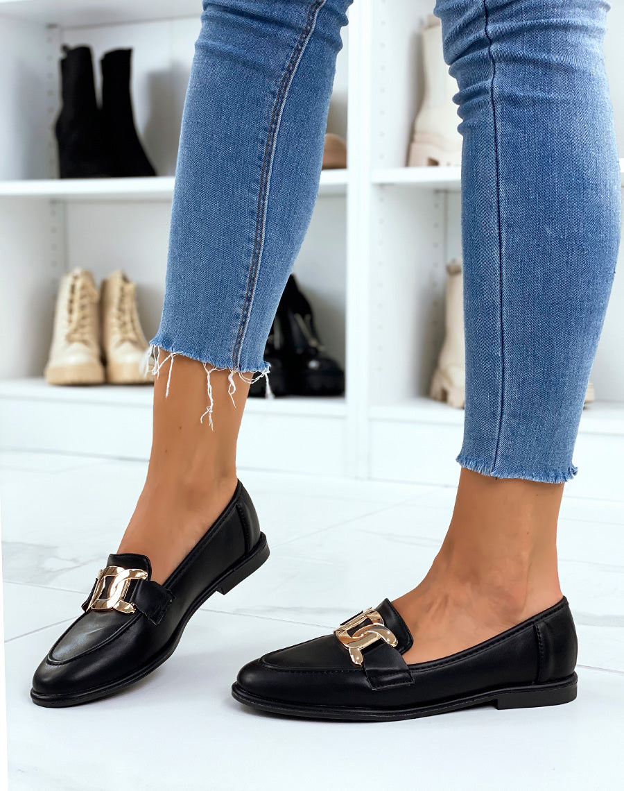 Mocassins noirs plats à chaîne dorée