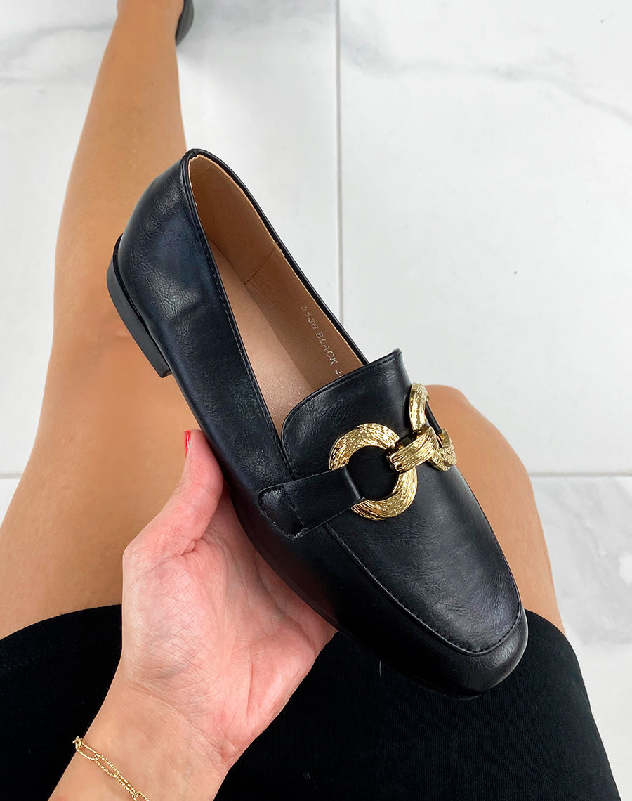 Mocassins plats noirs à double boucles dorées