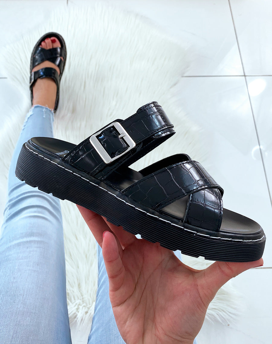 Mules black