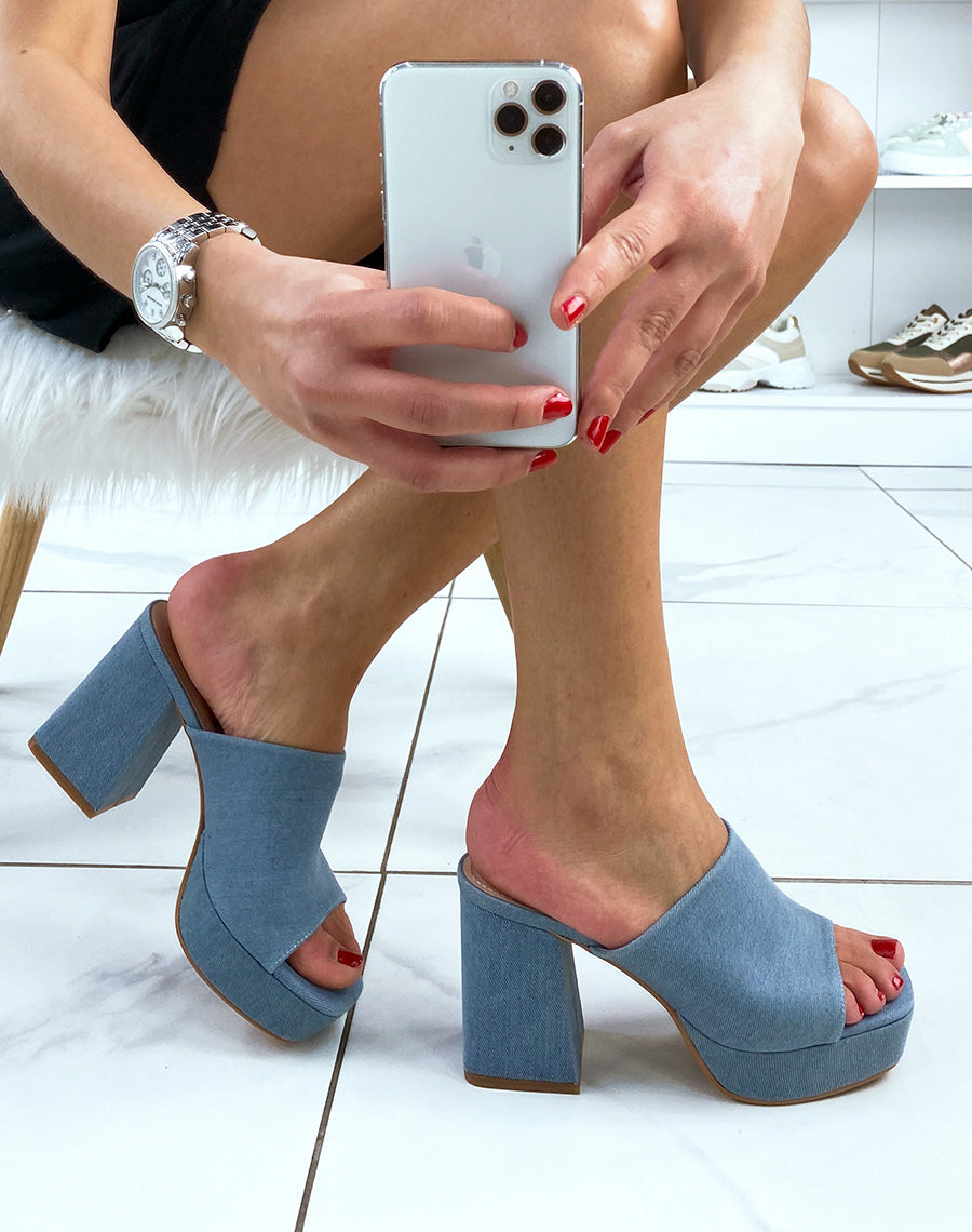 Mules en jean à gros talon et grosse plateforme