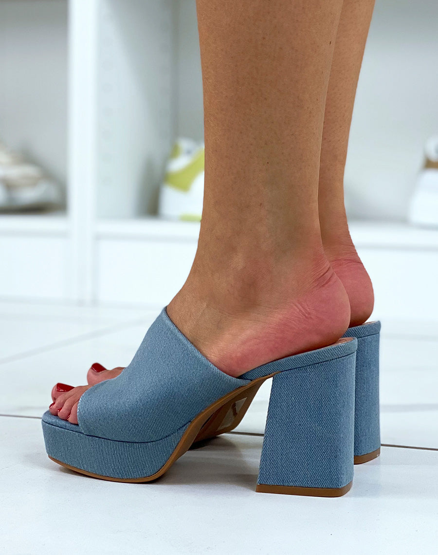 Mules en jean à gros talon et grosse plateforme