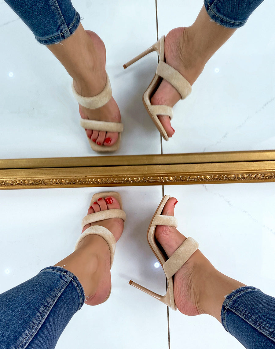 Mules en suédine double lanière à talon beige