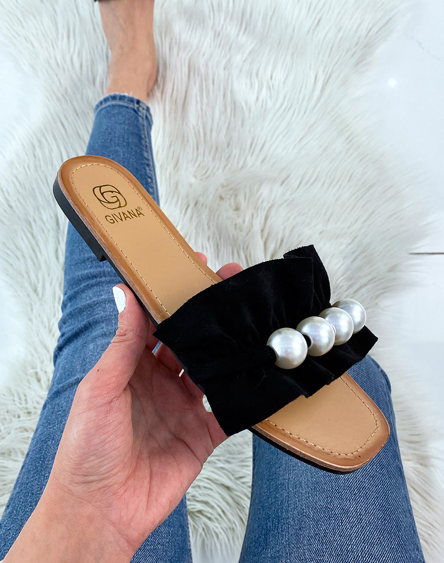 Mules en suédine noire à grosses perles