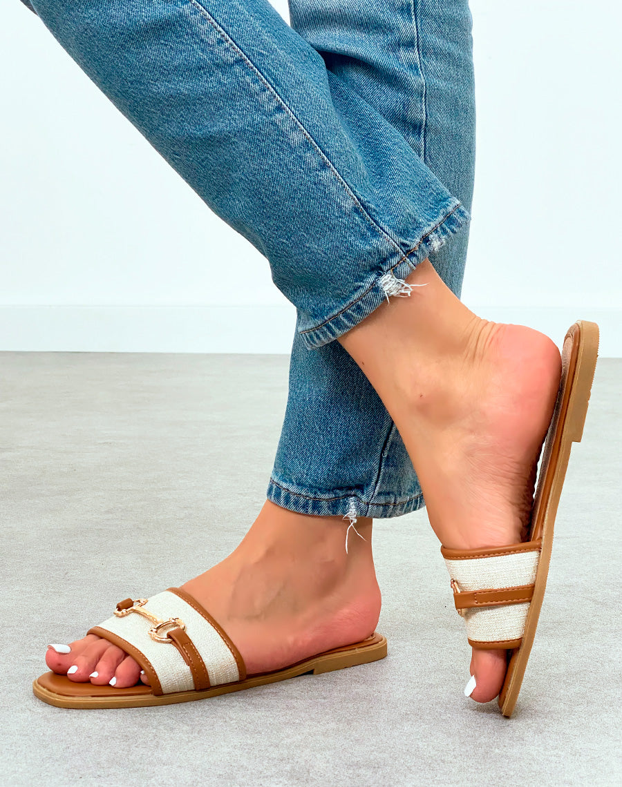 Mules Femme Camel Chic avec Bride Tissée Beige et Ornements Dorés