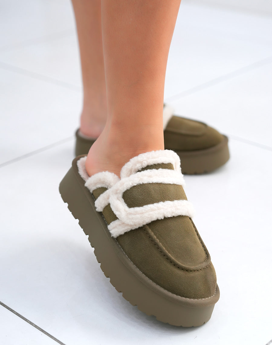 Mules femme kaki en suédine cuir fourrée à plateforme et semelle crantée
