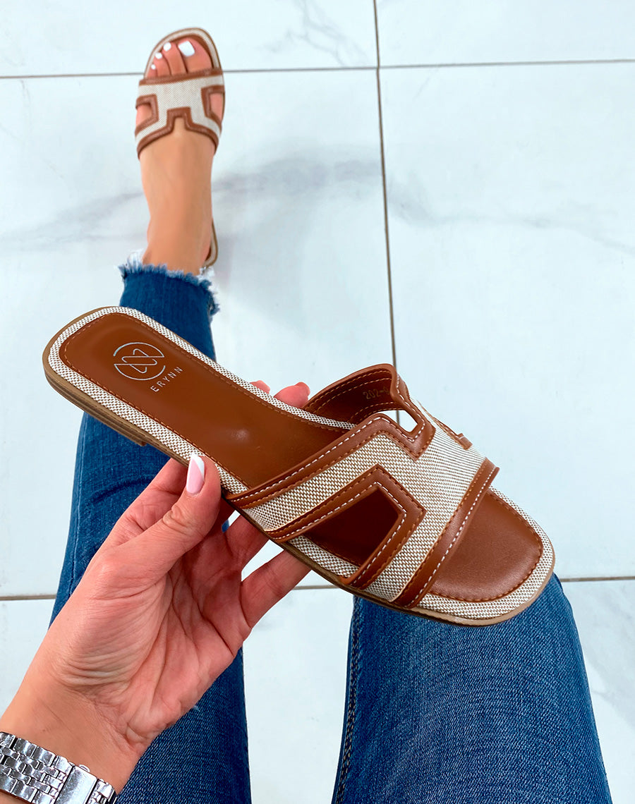 MULES MARRON BI-MATIÈRE ET FORME EN H