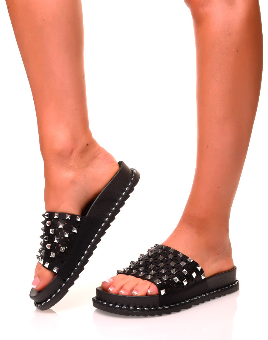 Mules noires cloutées à semelles crantées