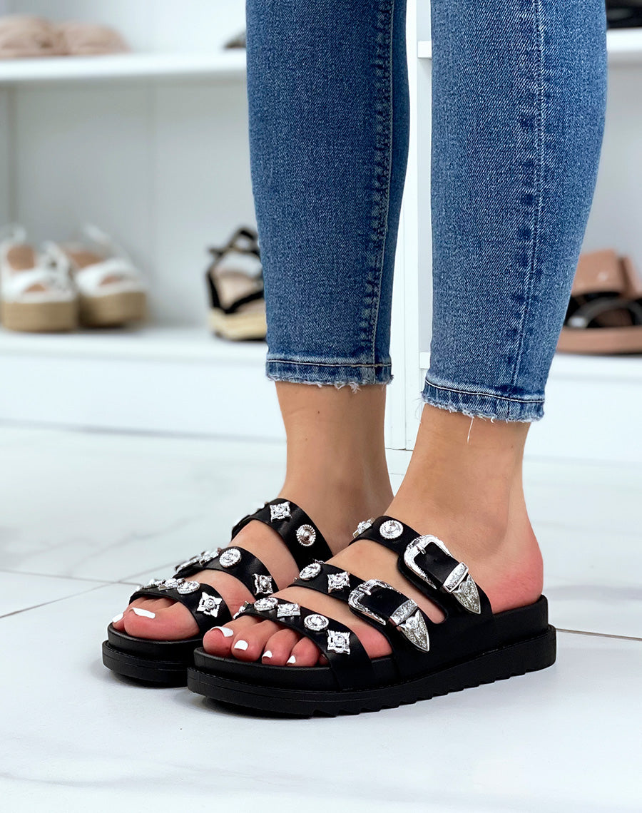 Mules noires à triple brides à bijoux argentés