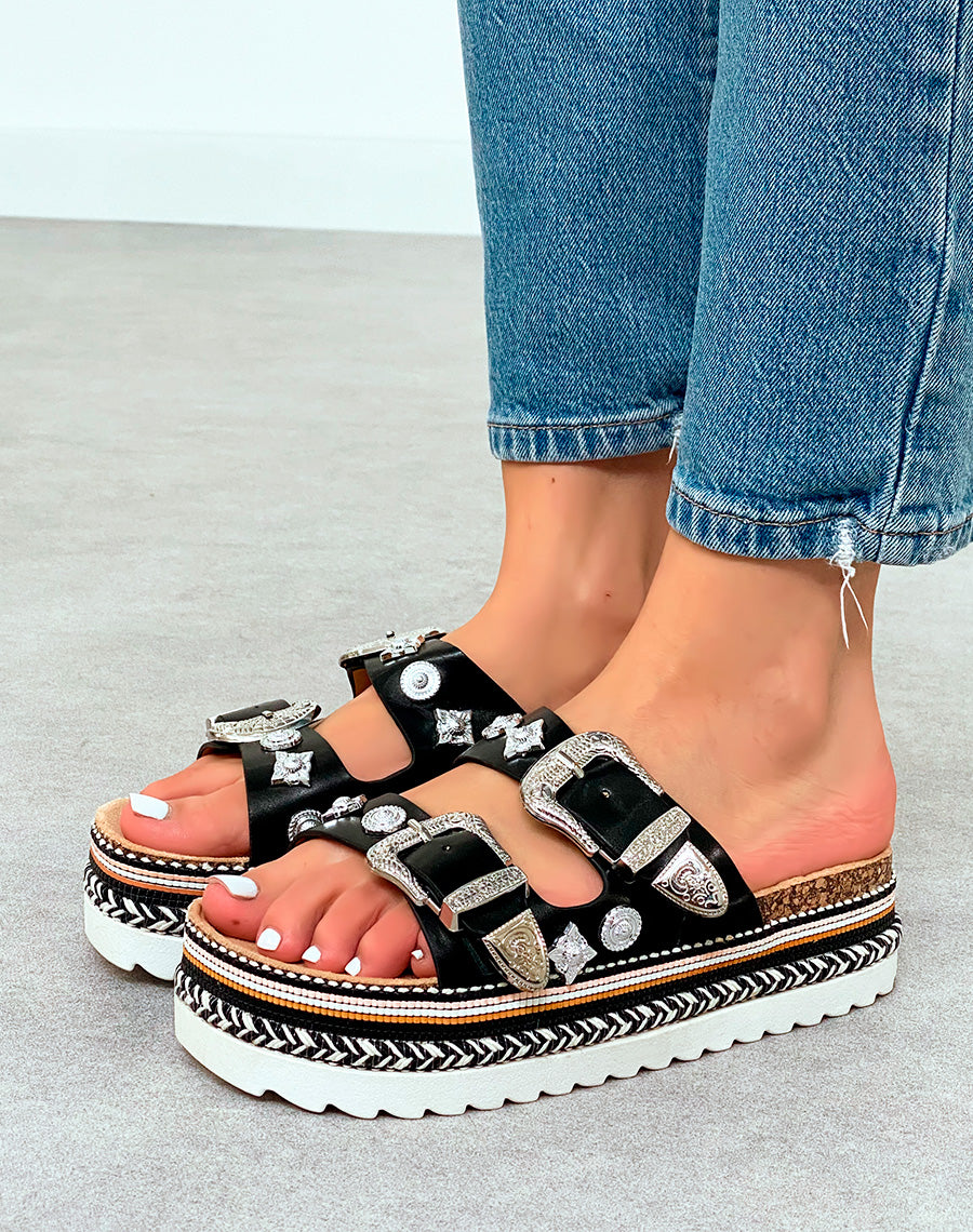 Mules Plateforme Femme Noires Bijoux Argentés et Tissage Ethnique