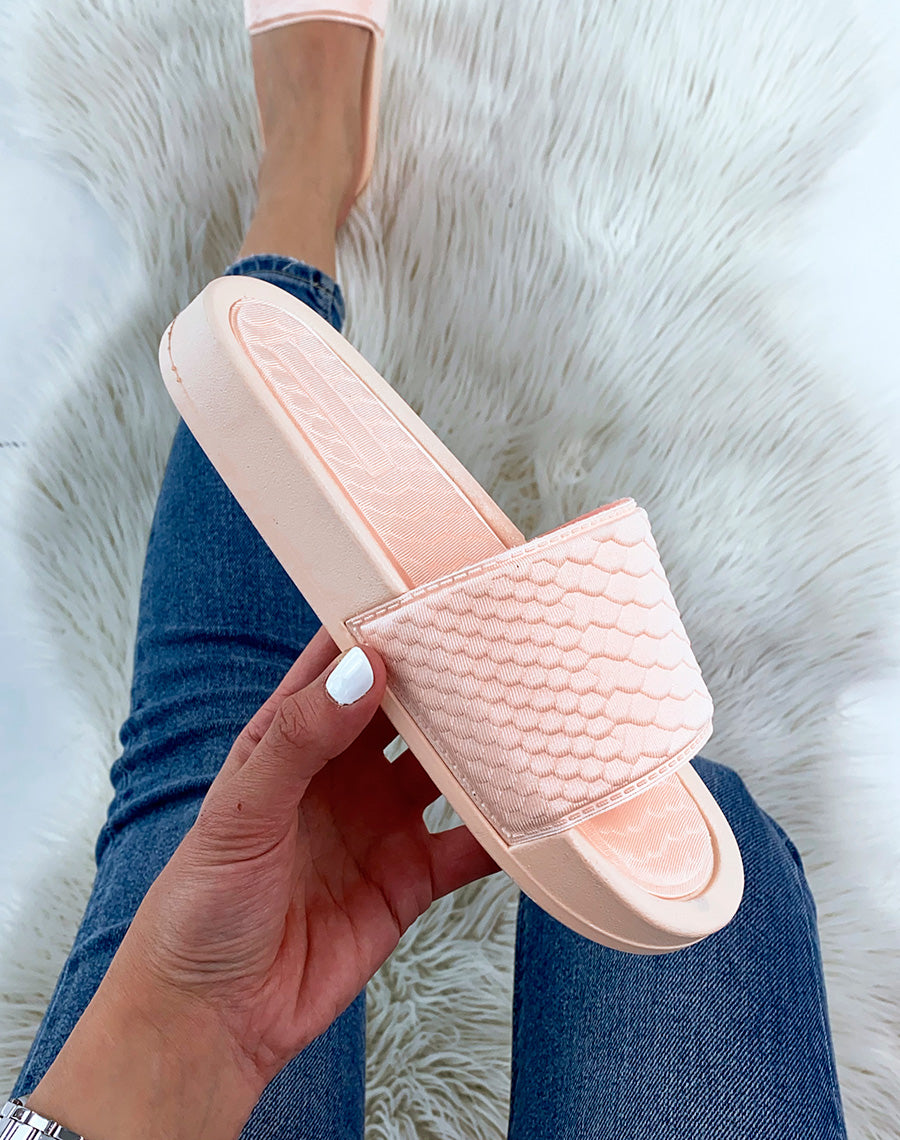 Mules rose pâle effet snake