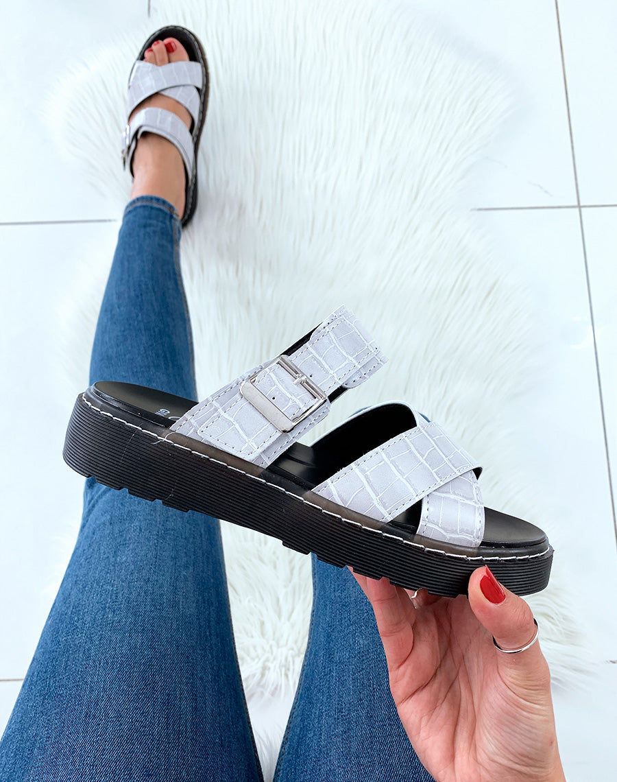 Nu-pied grises à boucles effet croco