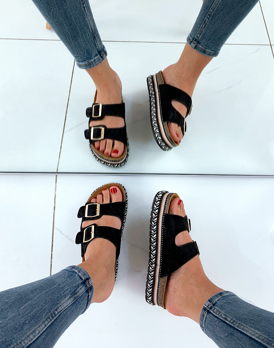 Nu-pied noire à semelle plateforme style ethnique